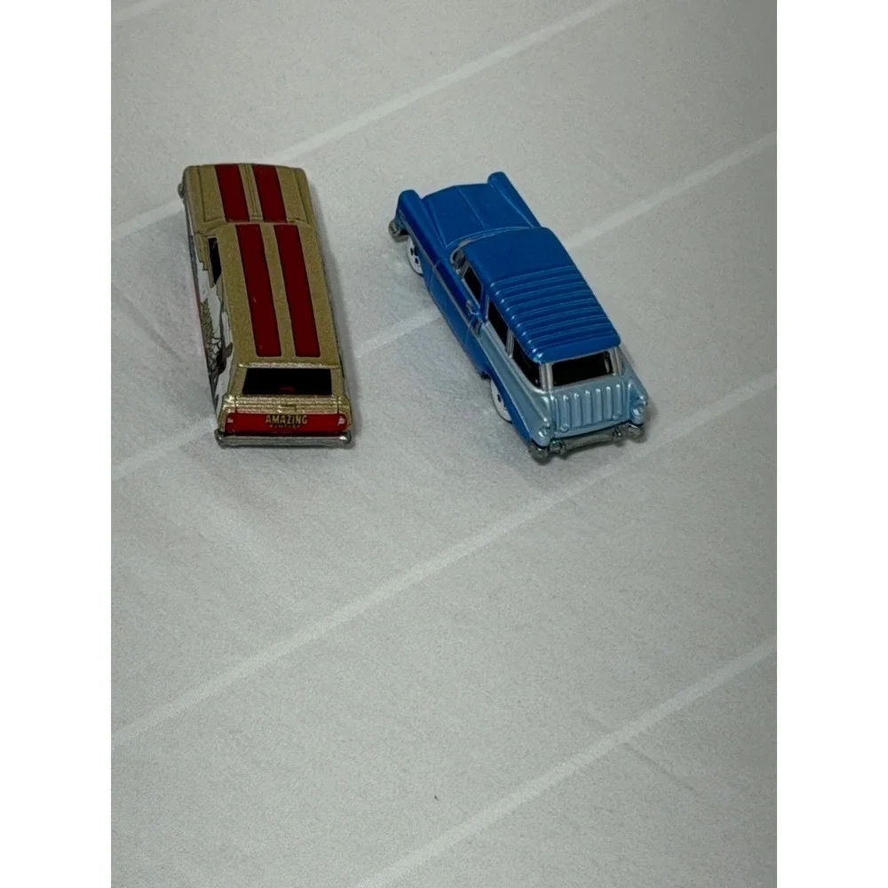 Hot Wheels Marvel Spider-Man 64 Chevy Nova Delivery & 56 Nomad Diecast Car Lot